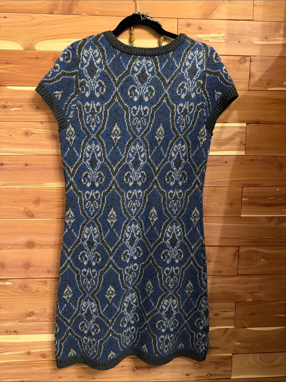 Sundance Blue and Gray Short-Sleeve Lambswool Knit Midi Dress - Picture 6 of 6